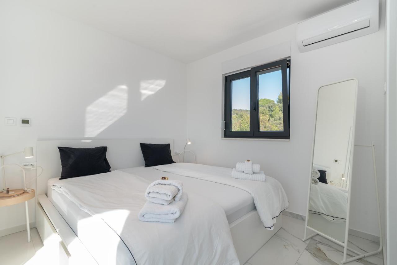 Lavender Tree - Luxury Apartments Trogir Eksteriør billede